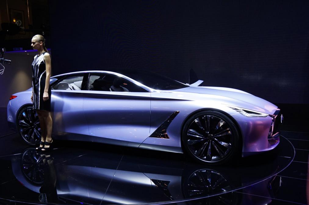 Những gương mặt nổi bật tại Paris Motor show 2014 (phần 2)